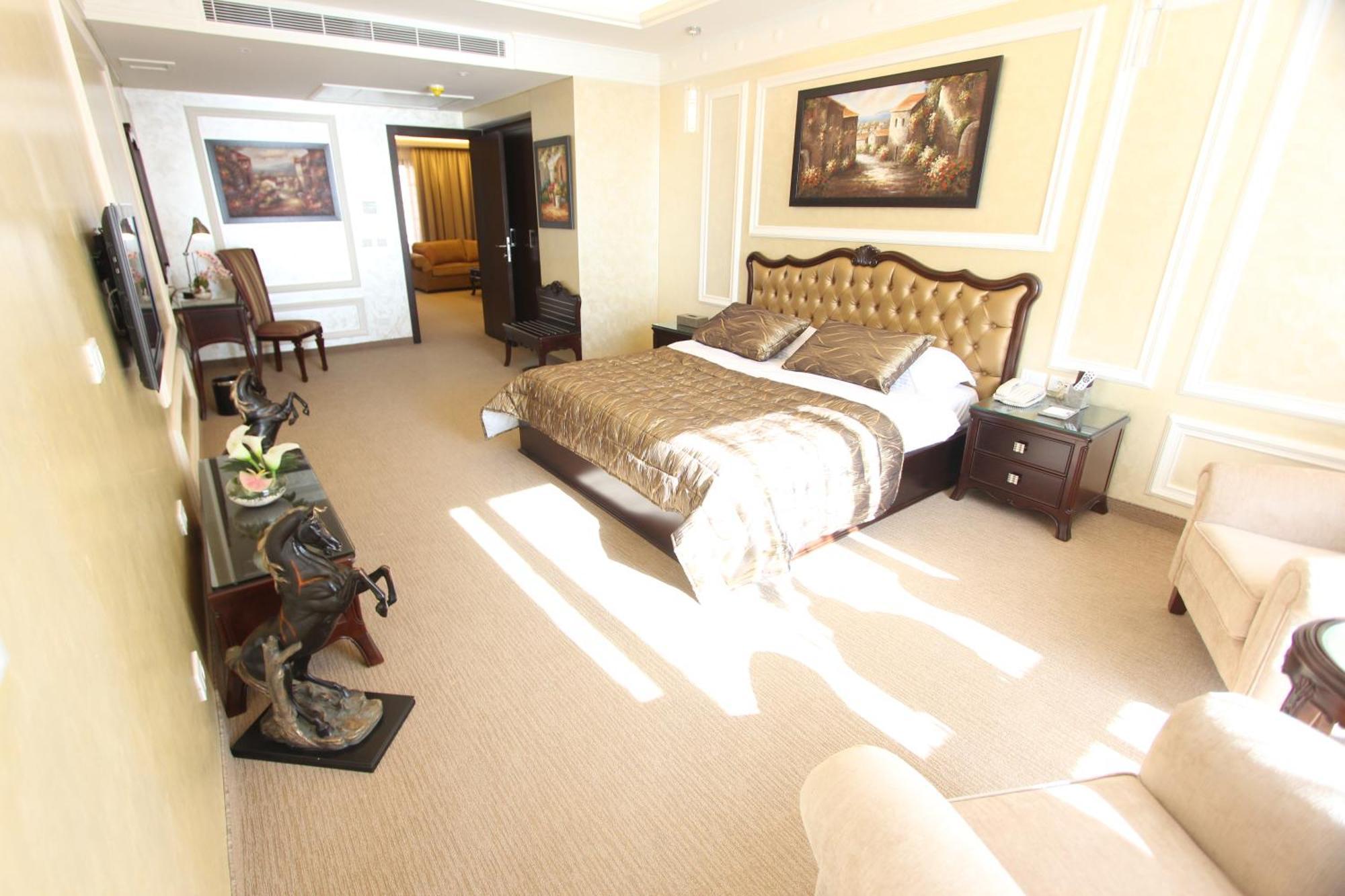 Elite Hotel By Beverly ベイルート エクステリア 写真