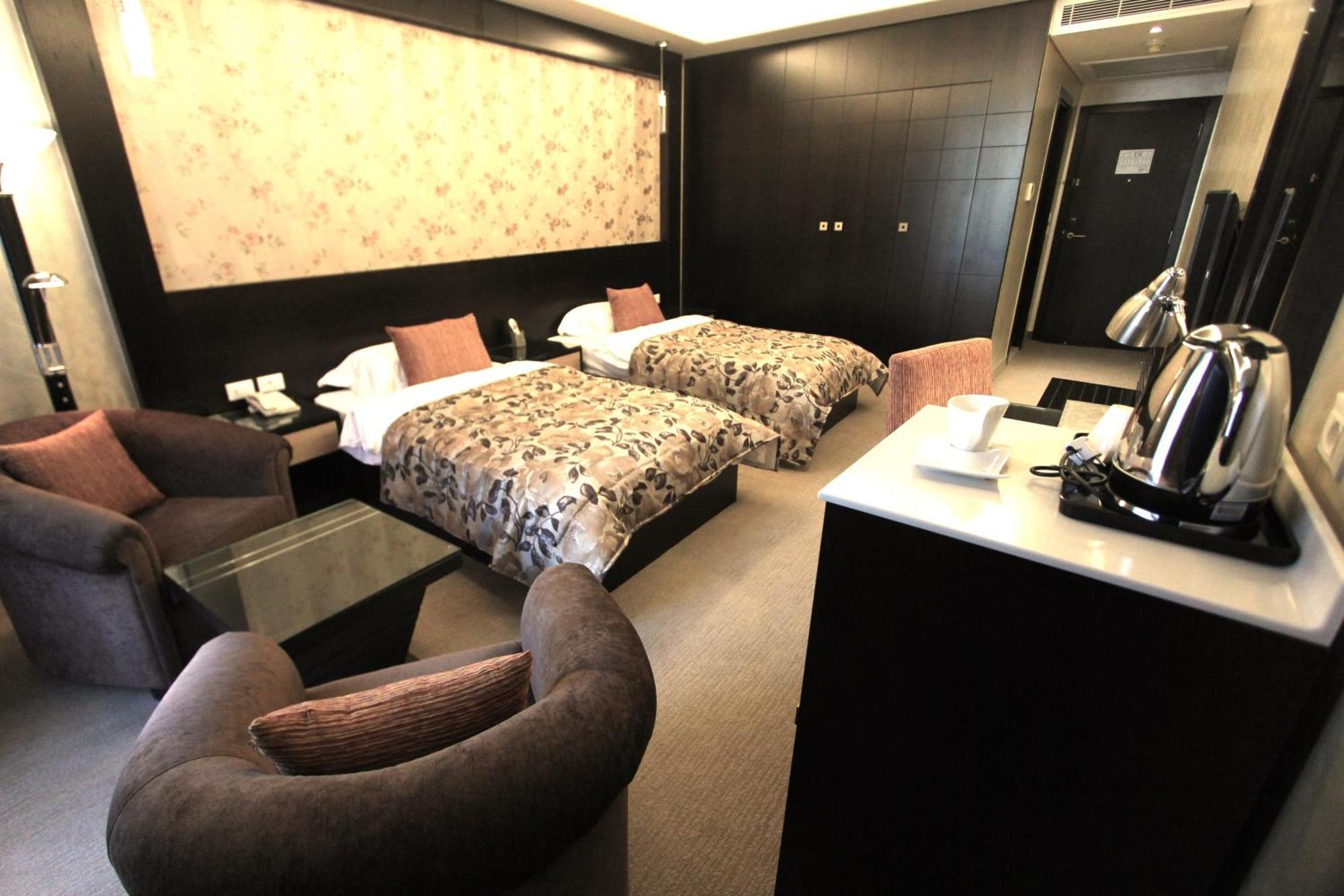 Elite Hotel By Beverly ベイルート エクステリア 写真